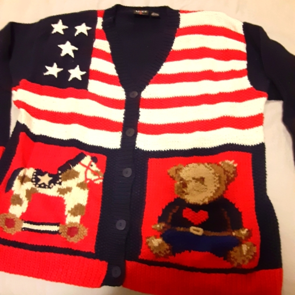 Mike & Me Patriotic Sweater Size Large